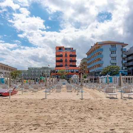 Hotel Giorgetti Orange Bellaria-Igea Marina Bagian luar foto