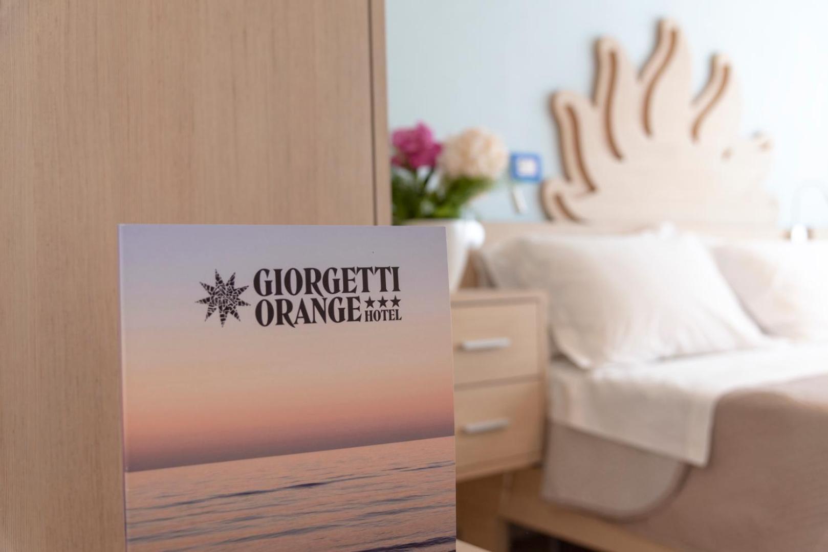 Hotel Giorgetti Orange Bellaria-Igea Marina Bagian luar foto